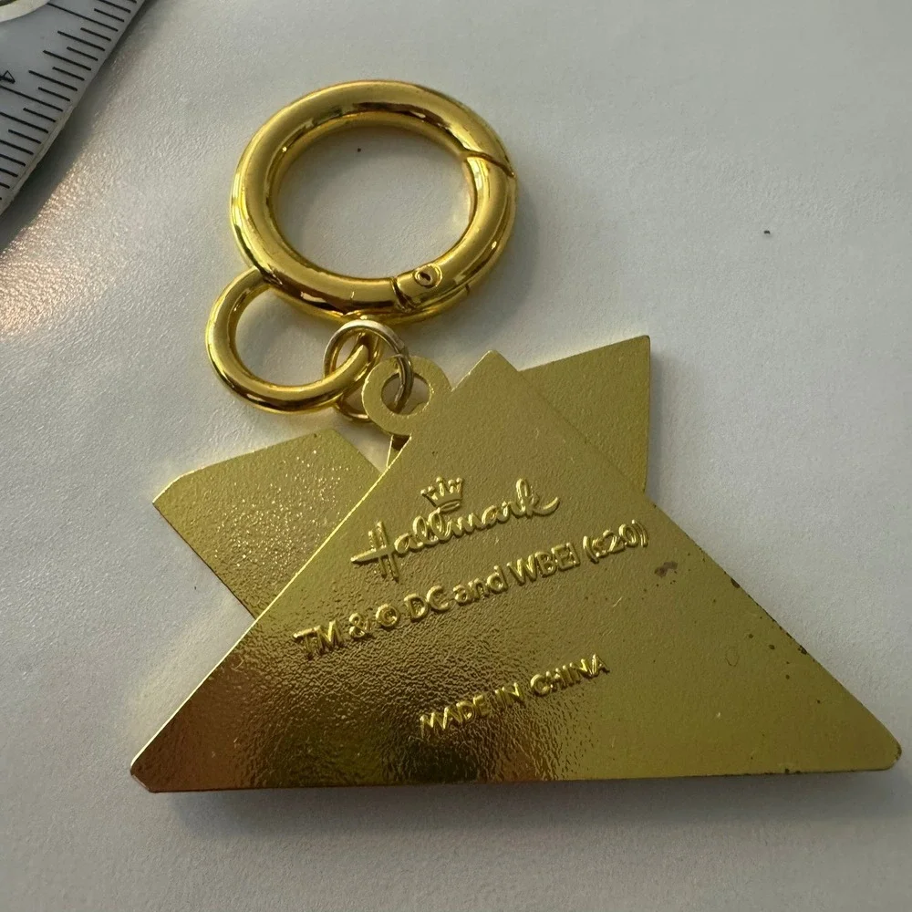 Hallmark Wonder Woman W Logo‎ Triangle Charm Keychain Gold Tone DC Comics
